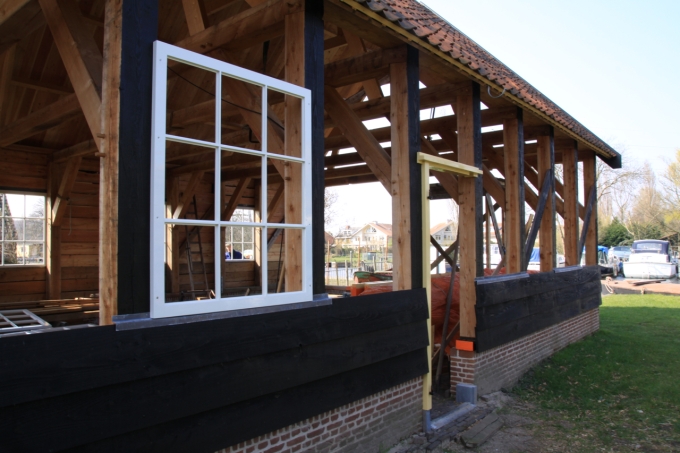 Renovatie en onderhoud botenhuis te Warmond